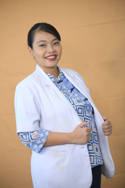 dr. Nathania Amelinda r8
